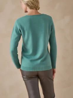Pull encolure V manches longues