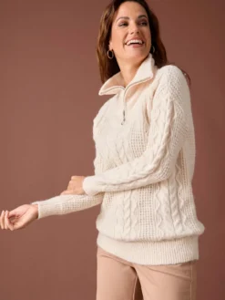 Pull en maille fantaisie col zippé