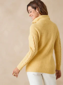 Pull en maille fantaisie col zippé