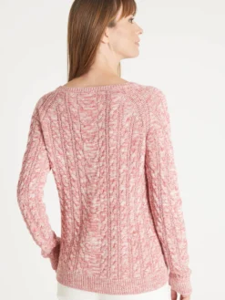 Pull en maille torsadée