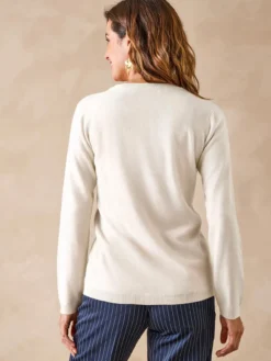 Pull jeux de mailles et torsades