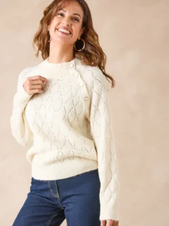 Pull maille fantaisie col montant
