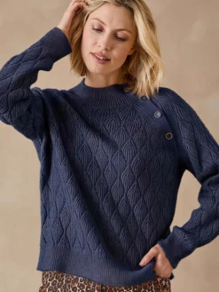 Pull maille fantaisie col montant