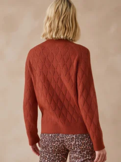 Pull maille fantaisie col montant