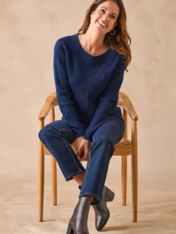Pull maille fantaisie encolure ronde