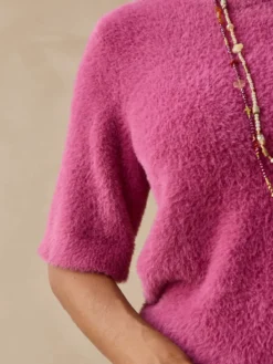 Pull manches courtes en maille poilue