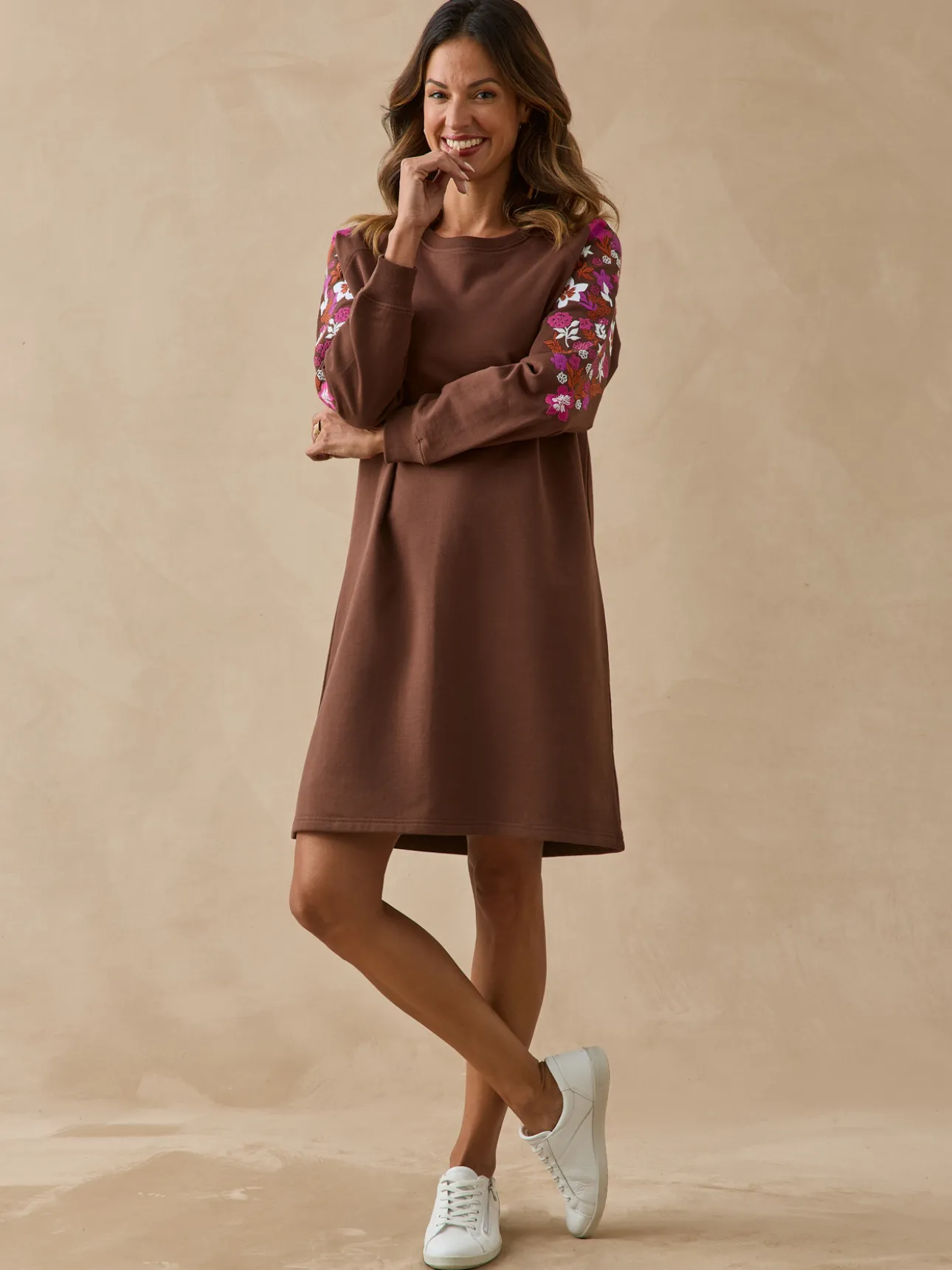 Robe ample col rond manches longues