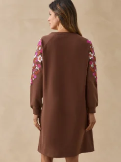 Robe ample col rond manches longues