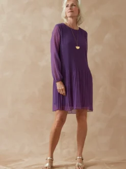 Robe au plissé permanent