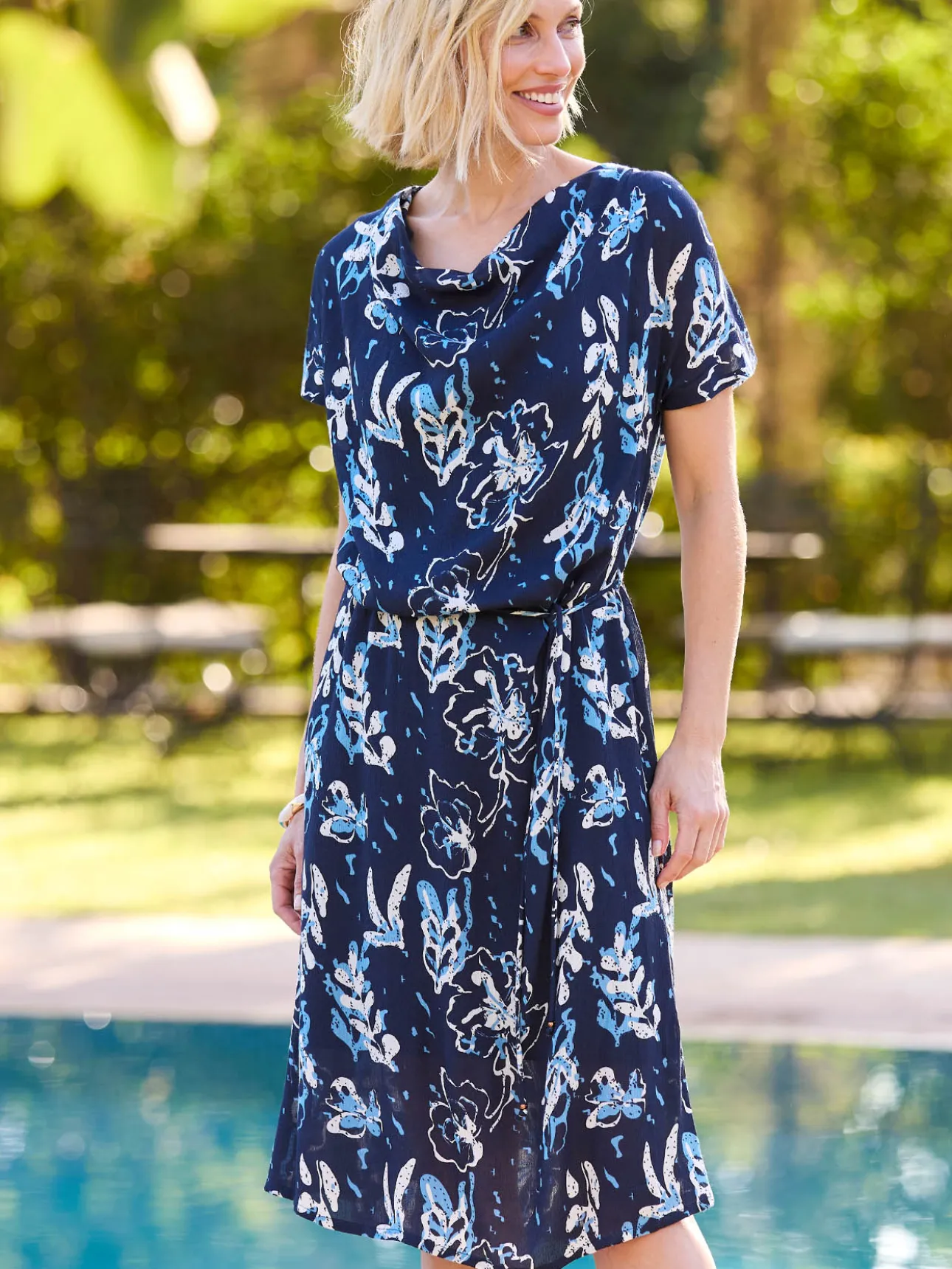 Robe à col bénitier
