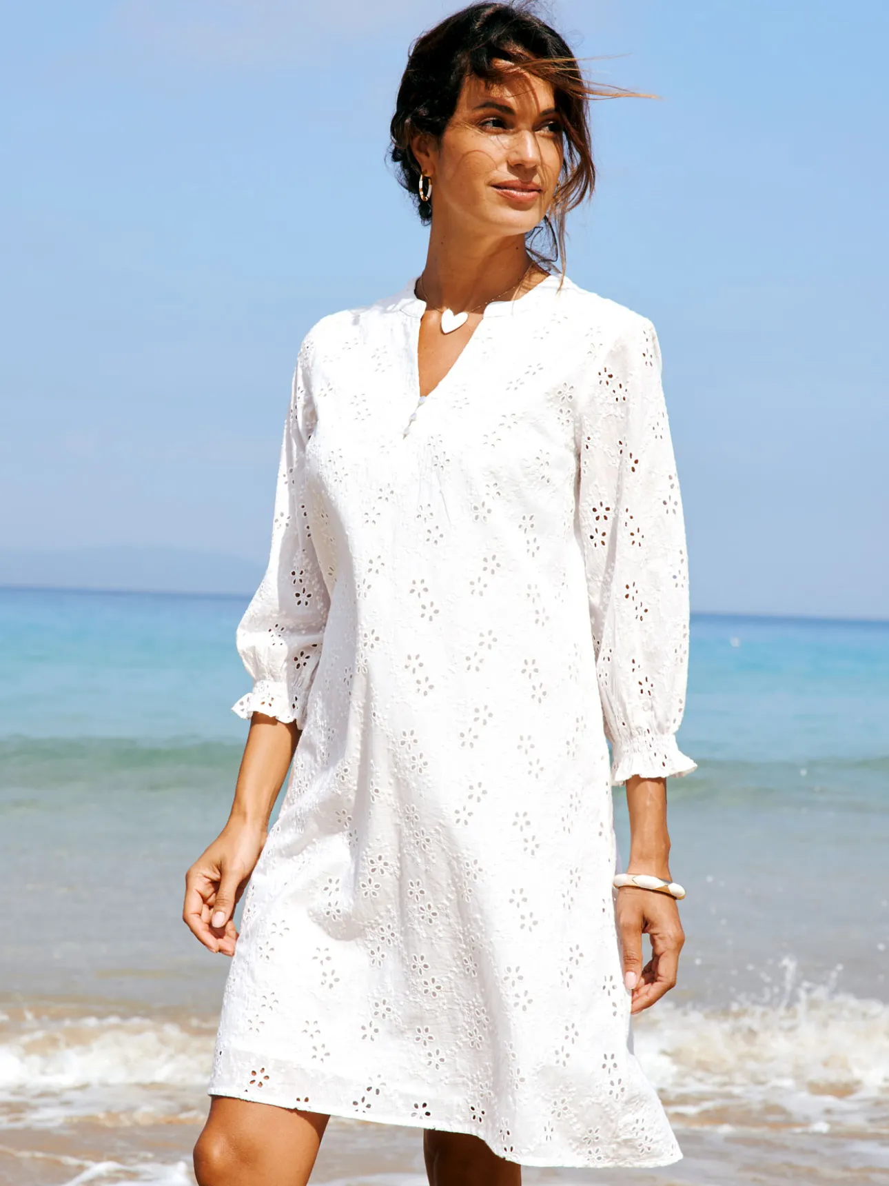 Robe en broderie anglaise