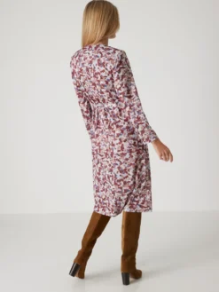 Robe encolure coeur en maille