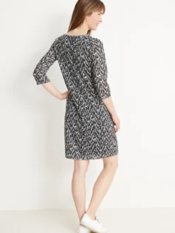 Robe forme housse