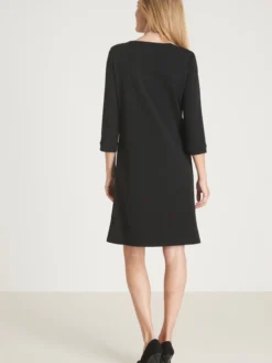 Robe housse en maille fluide