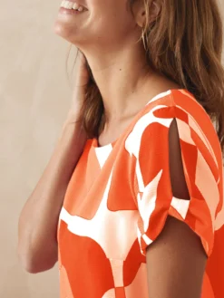 Robe housse manches courtes