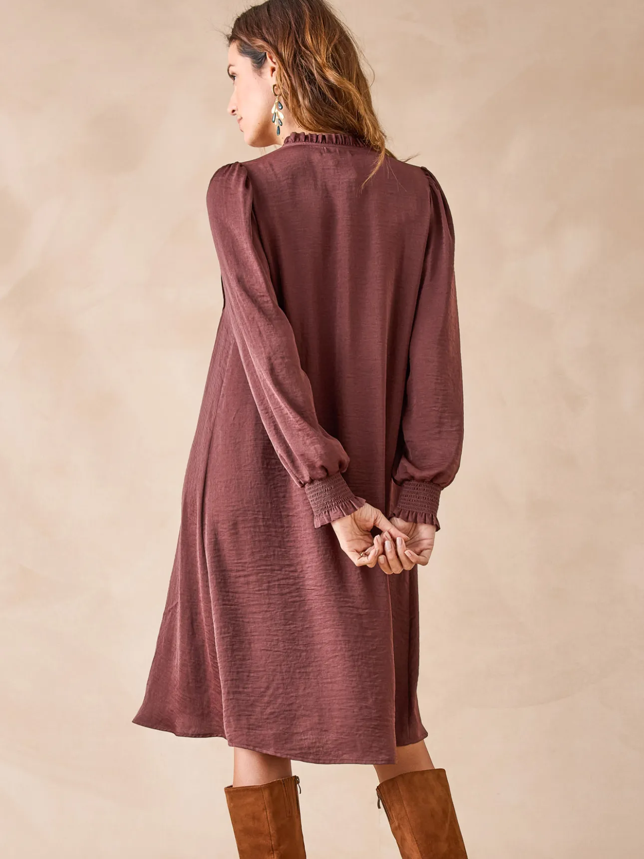 Robe à plis nervurés