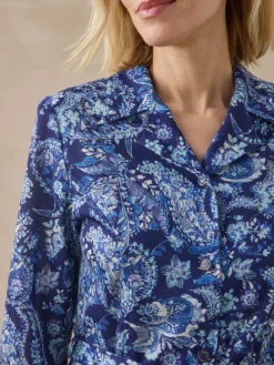 Robe toute boutonnée en maille