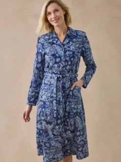 Robe toute boutonnée en maille