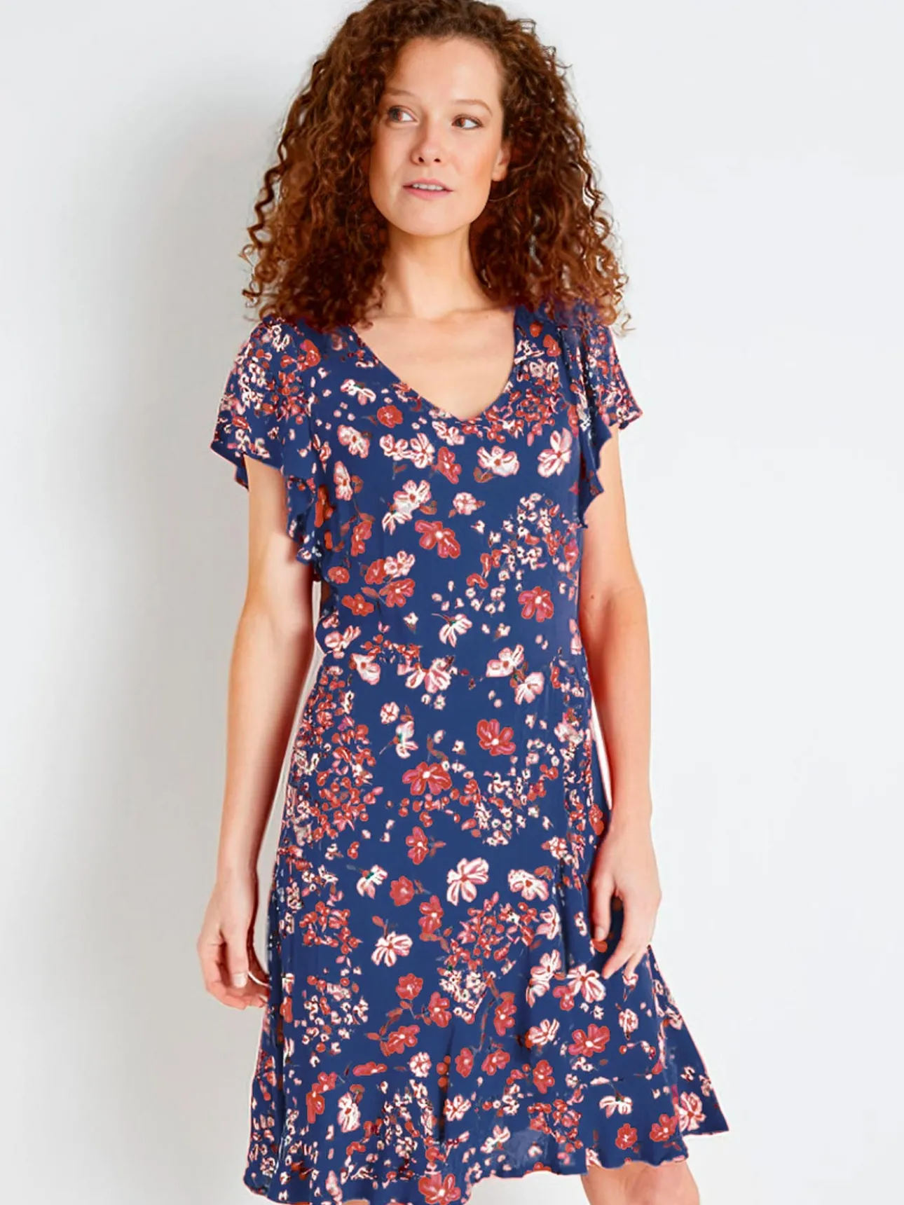 Robe à volants, manches courtes