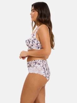 Shorty Sophie