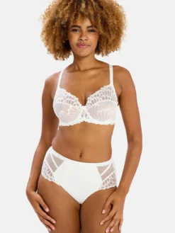 Soutien-gorge à armatures brodé Narcisse