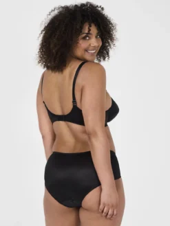 Soutien-gorge Emily à armatures.