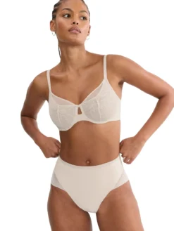 Soutien-gorge minimiseur Comfort Contour