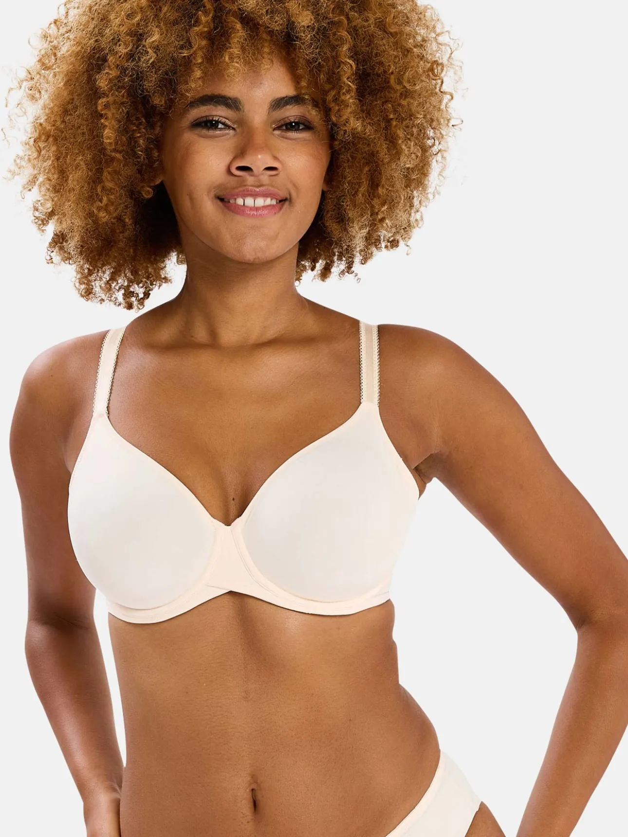 Soutien-gorge moulé à armatures Sonia