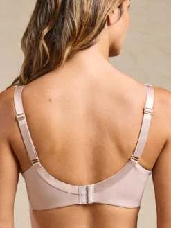Soutien-gorge raffiné à armatures