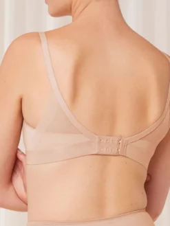 Soutien-gorge sans armatures lissant