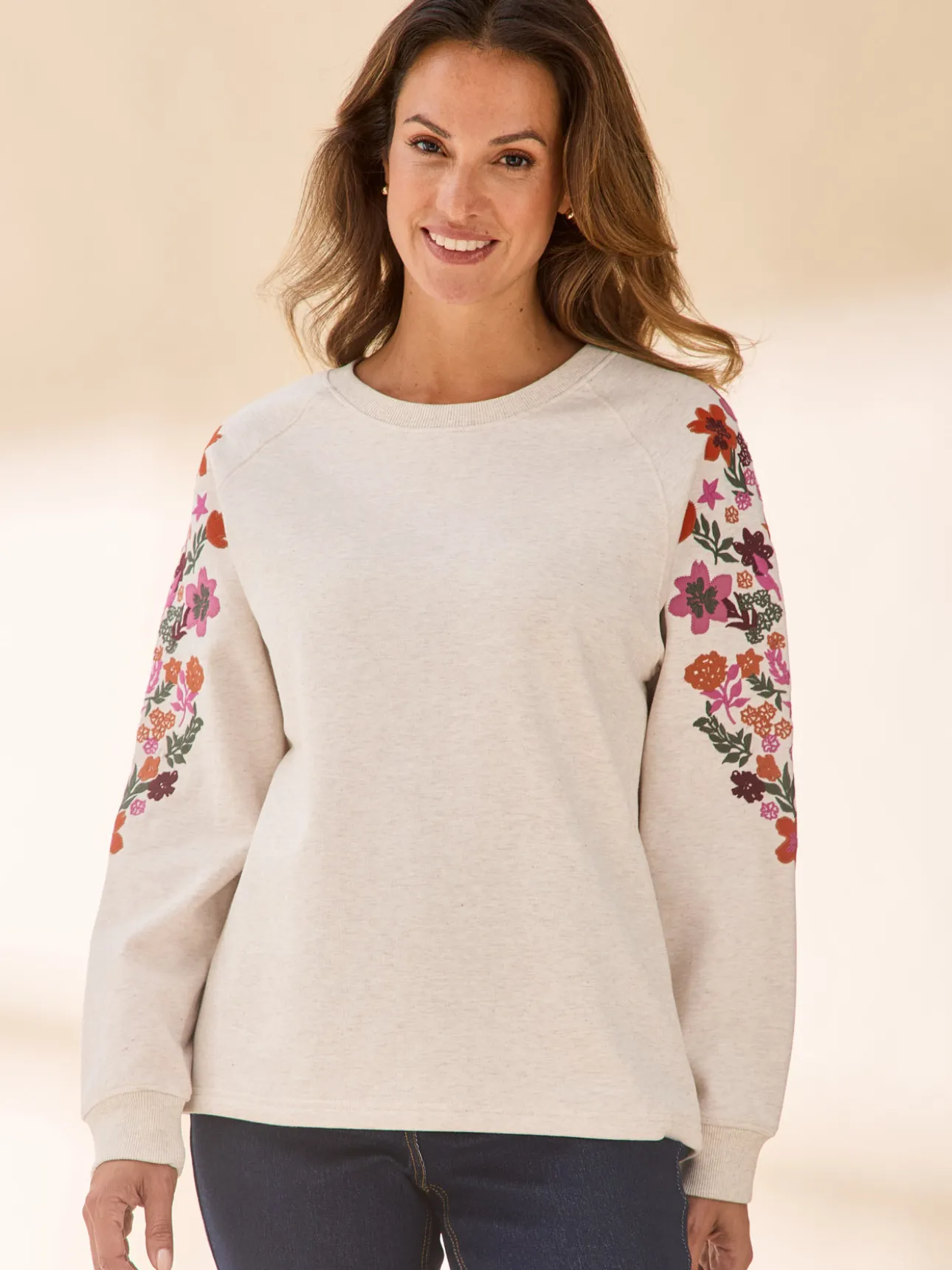 Sweat-shirt fantaisie manches brodées