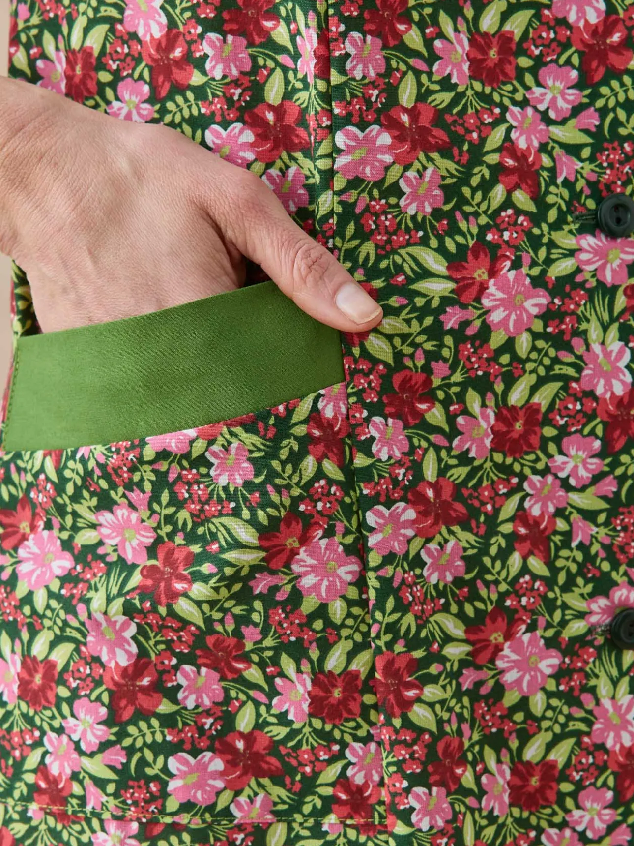 Tablier sans manches tout boutonné