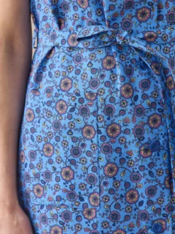 Tablier sans manches tout boutonné