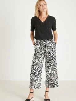 Tee-shirt avec macramé