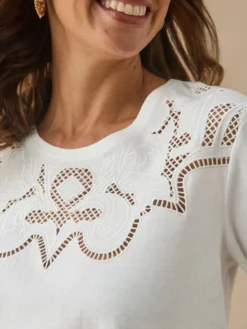 Tee-shirt brodé manches longues