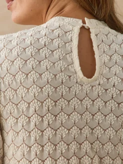 Tee-shirt effet dentelle