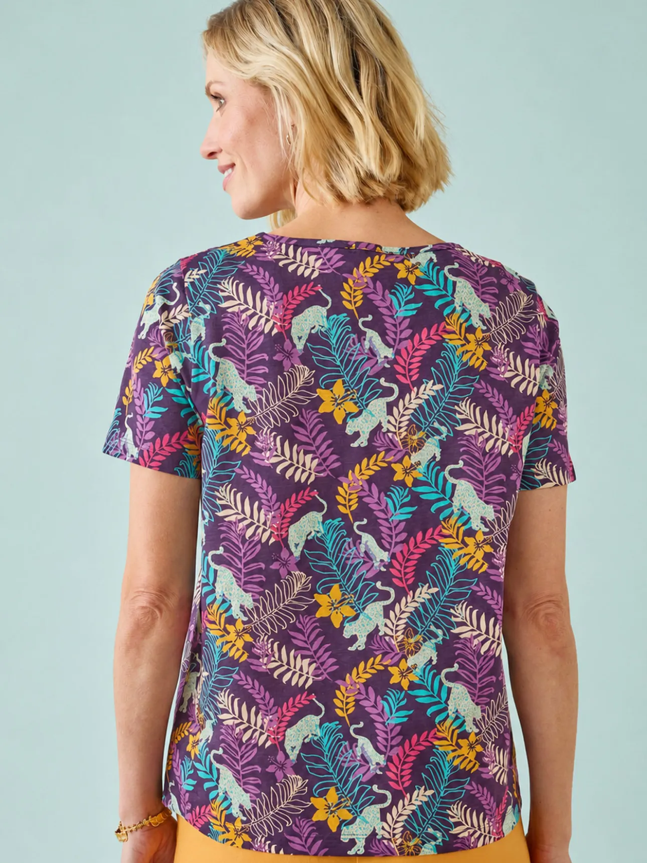 Tee-shirt encolure fantaisie