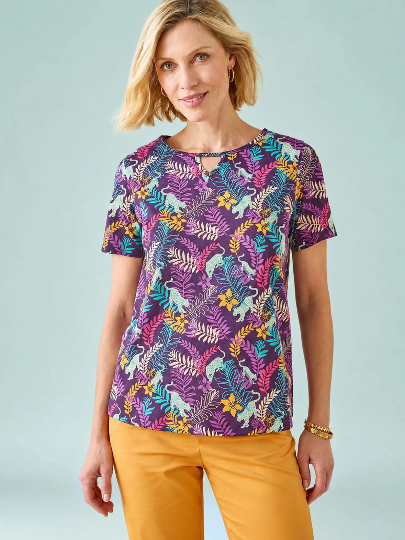 Tee-shirt encolure fantaisie