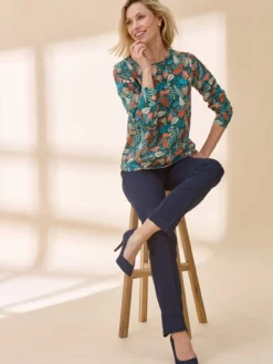 Tee-shirt encolure fantaisie