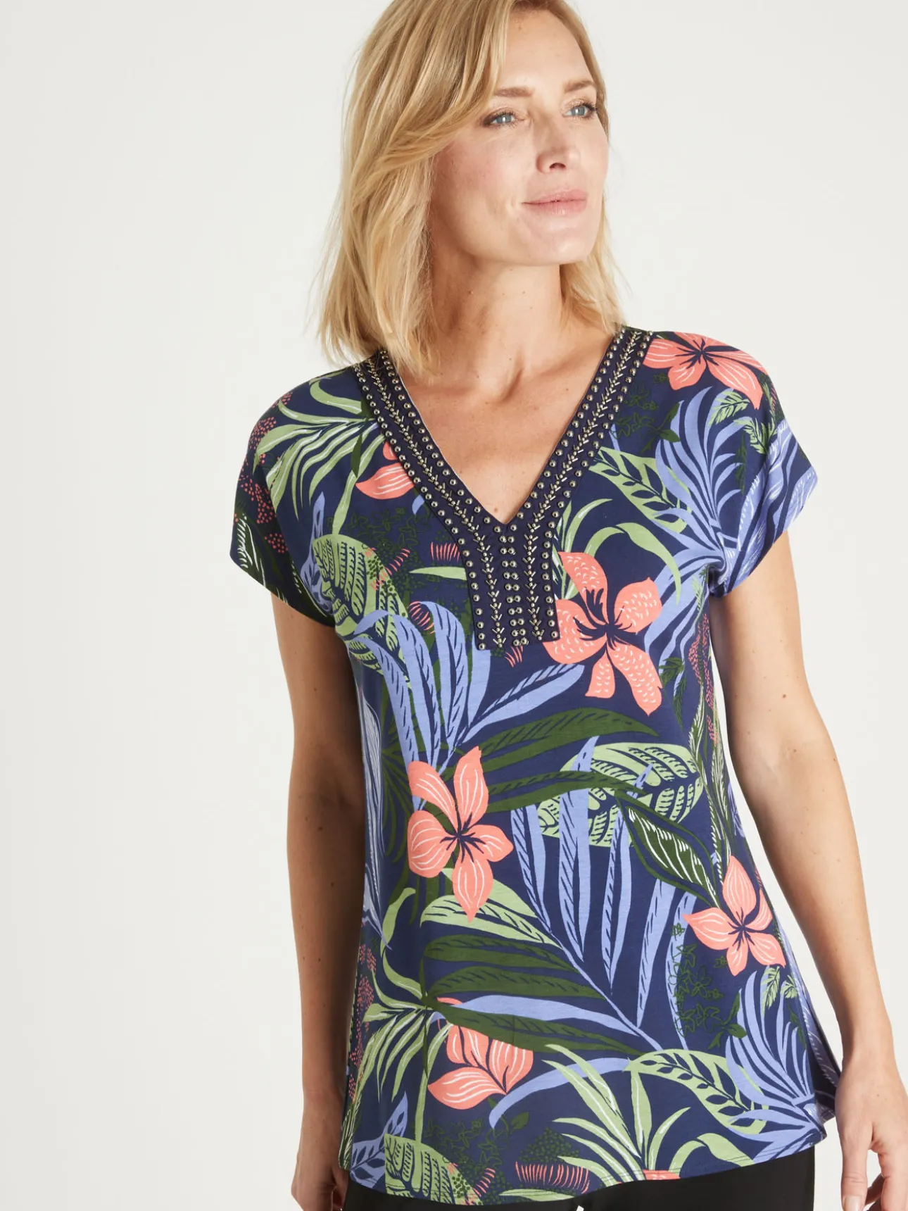 Tee-shirt perles fantaisie maille fluide