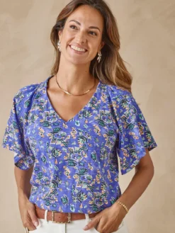 T-shirt col V manches papillon