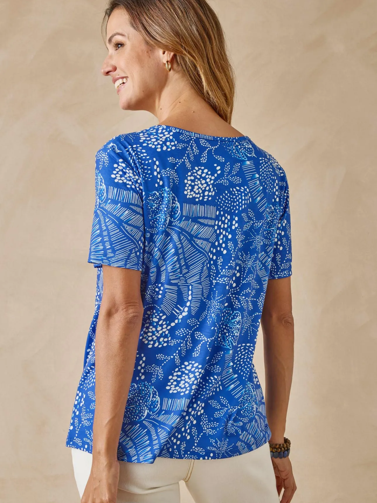 T-shirt imprimé encolure fantaisie