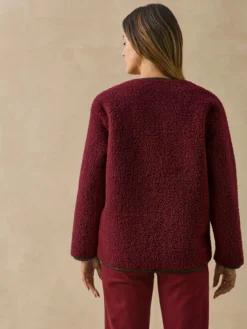 Veste à brandebourgs