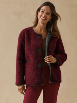 Veste à brandebourgs