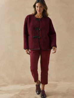 Veste à brandebourgs