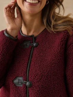 Veste à brandebourgs