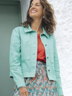 Veste courte, forme boîte